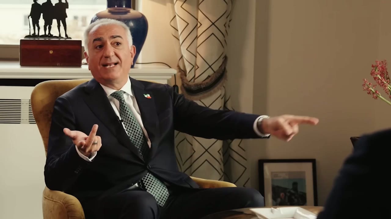 « Ils finiront comme l&rsquo;Iran » : le prince Reza Pahlavi met l&rsquo;Europe en garde contre la charia